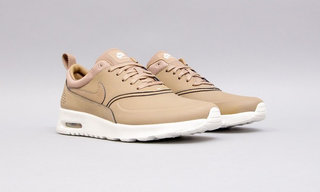 air max thea gold