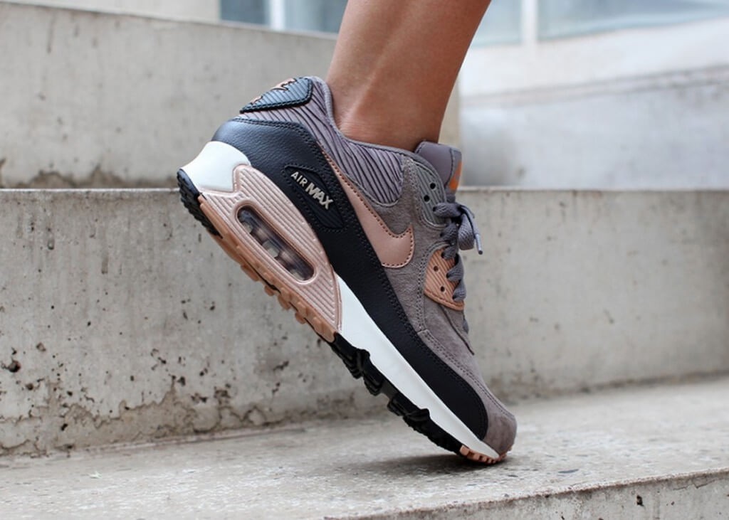nike air max 90 metallic rose gold nike air max 90 metallic rose gold
