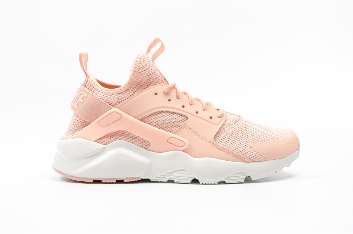 nike air huarache run rose