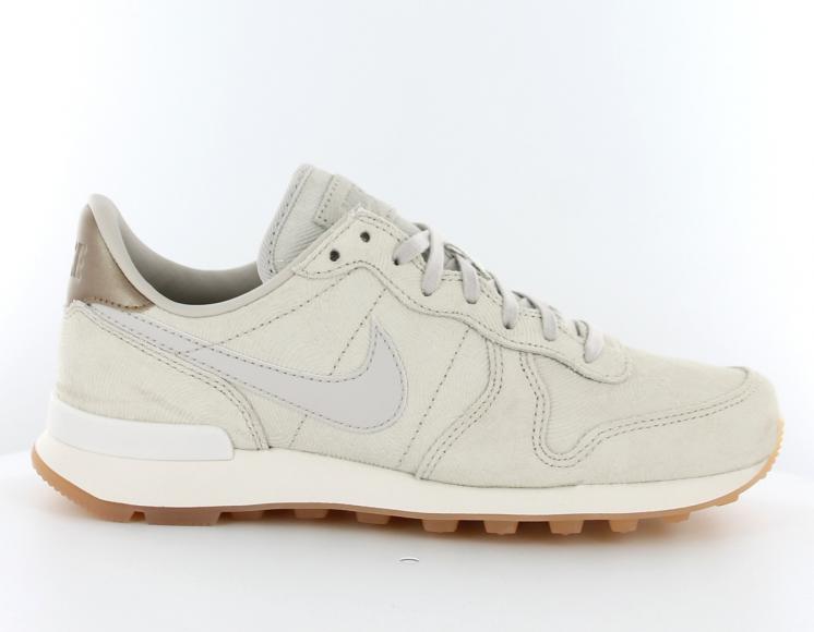 nike beige femme